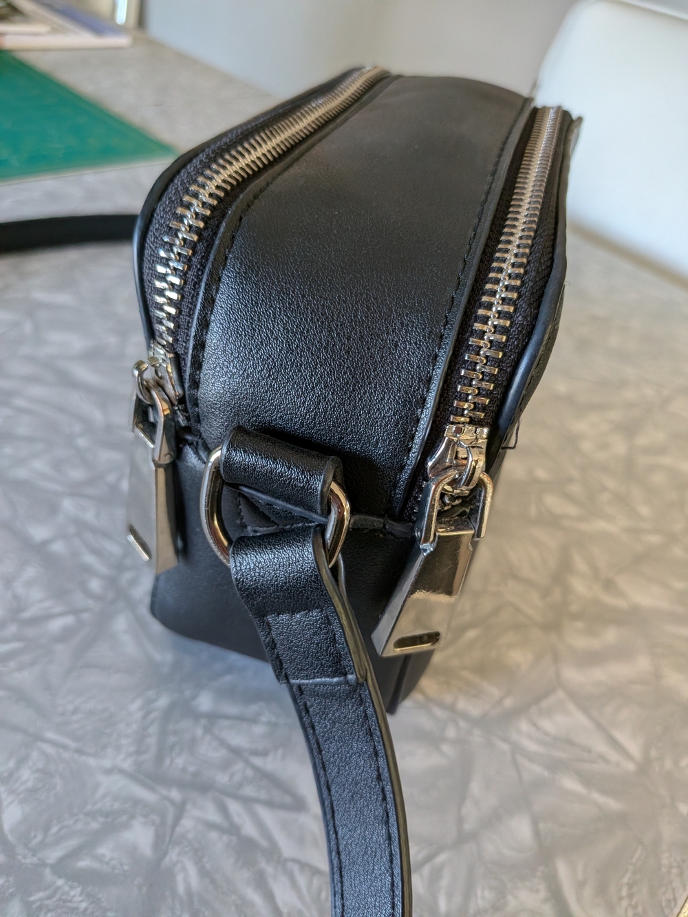 Co-Lab Crossbody Bag - Picture 4 of 10
